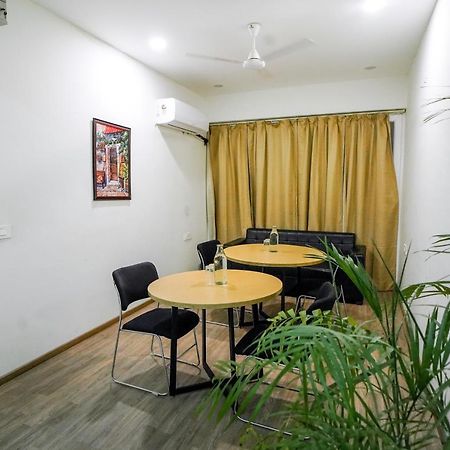 Saltstayz Sector 52 - Ardee City Mall Gurgaon Eksteriør billede
