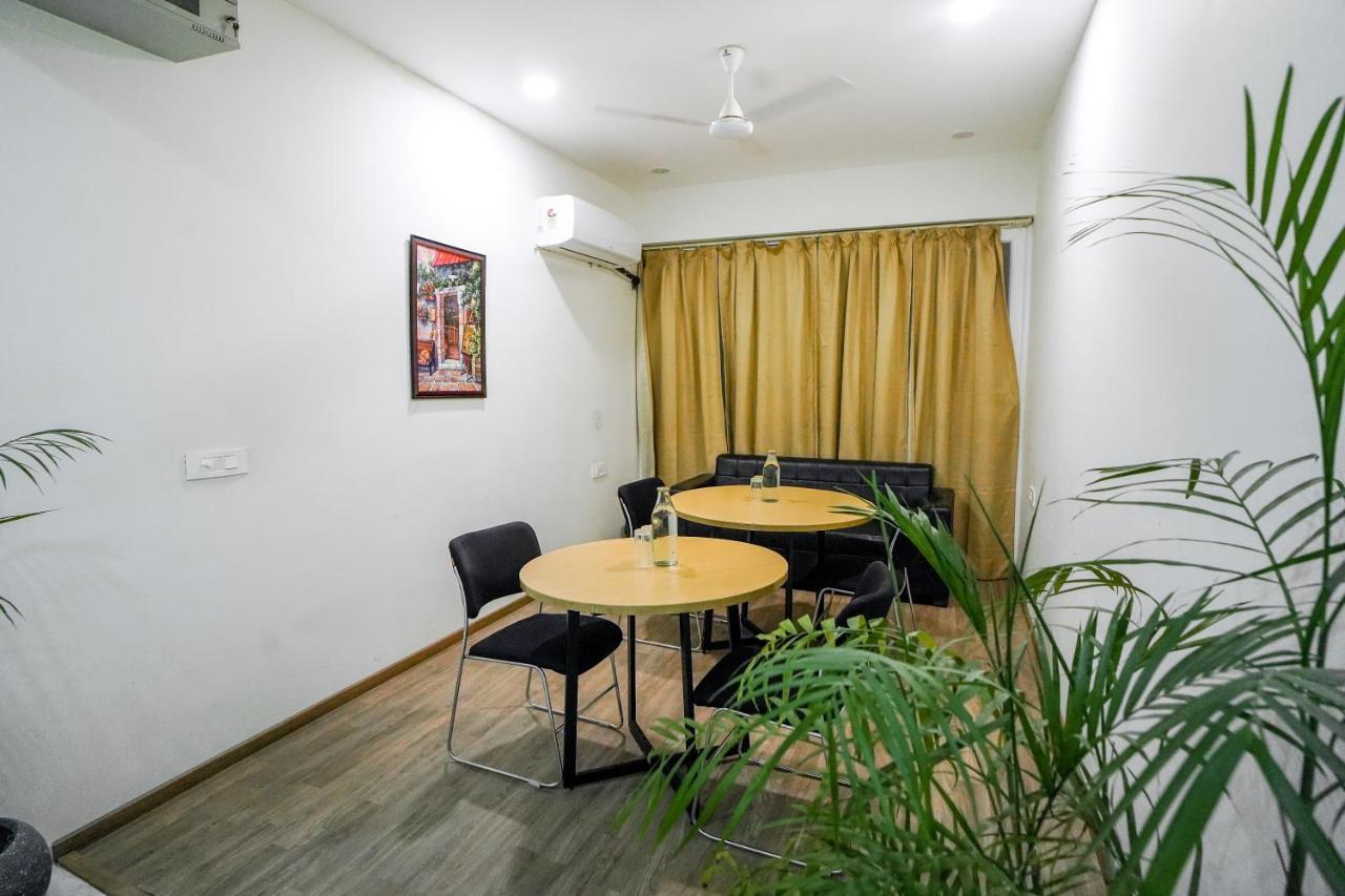 Saltstayz Sector 52 - Ardee City Mall Gurgaon Eksteriør billede